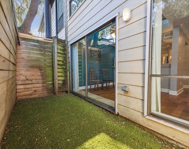 2107 Morgan Street - Photo Thumbnail 12