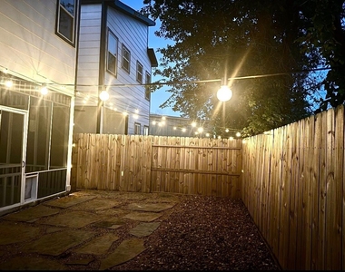 5021 Creekmont Drive - Photo Thumbnail 20
