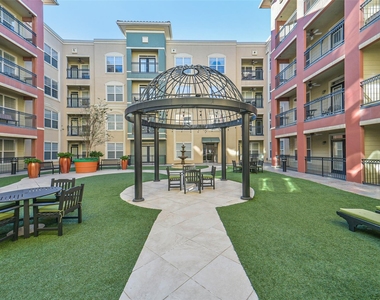 1711 Old Spanish Trail - Photo Thumbnail 14