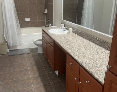 1711 Old Spanish Trail - Photo Thumbnail 8