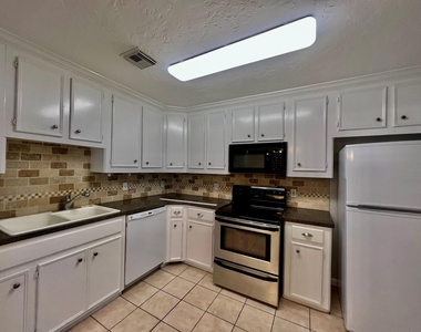 5124 Beech Street - Photo Thumbnail 9