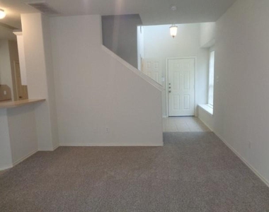 17111 Oakwood Chase Drive - Photo Thumbnail 3