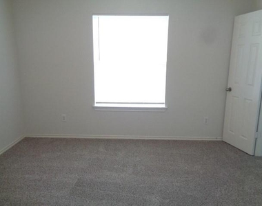 17111 Oakwood Chase Drive - Photo Thumbnail 16