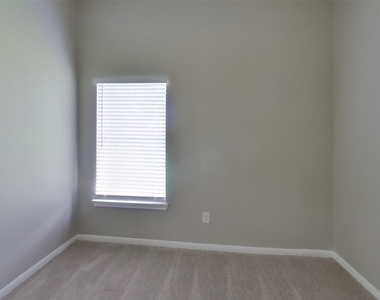 3234 Kelling Street - Photo Thumbnail 12