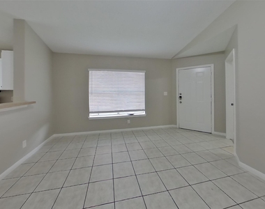 3234 Kelling Street - Photo Thumbnail 2