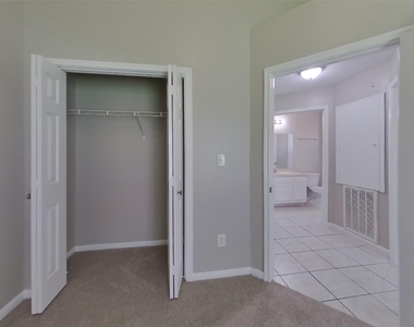 3234 Kelling Street - Photo Thumbnail 11