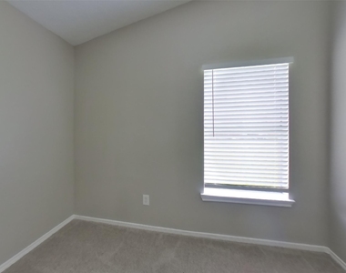 3234 Kelling Street - Photo Thumbnail 10