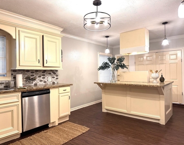 1813 Hatwell Street - Photo Thumbnail 8