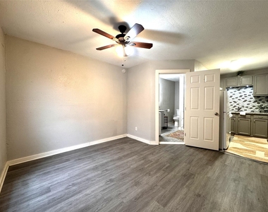 1813 Hatwell Street - Photo Thumbnail 18