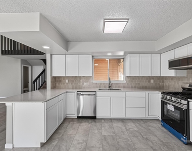 11406 Caesar Drive - Photo Thumbnail 11