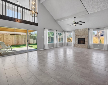 11406 Caesar Drive - Photo Thumbnail 5