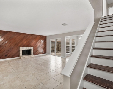 10814 Sugar Hill Drive - Photo Thumbnail 2