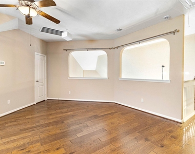 9430 Amethyst Arbor Lane - Photo Thumbnail 21