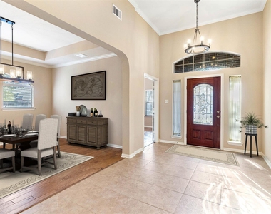 9430 Amethyst Arbor Lane - Photo Thumbnail 2