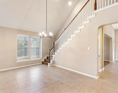 9430 Amethyst Arbor Lane - Photo Thumbnail 5