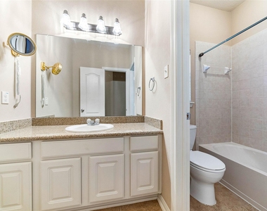 9430 Amethyst Arbor Lane - Photo Thumbnail 18