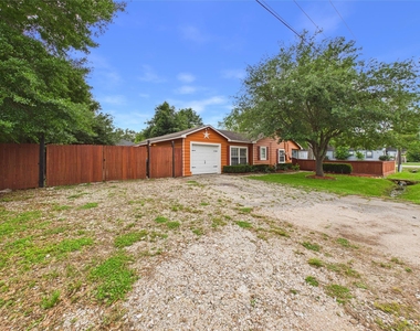 1213 W Sidnor Street - Photo Thumbnail 3