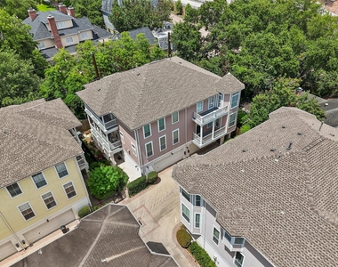 208 Hawthorne Street - Photo Thumbnail 26