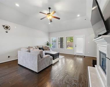 13410 Ravens Park Lane - Photo Thumbnail 8
