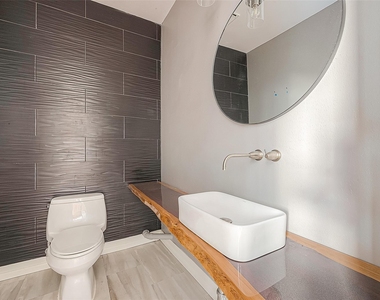 2721 Austin Street - Photo Thumbnail 28