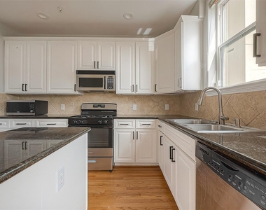 2721 Austin Street - Photo Thumbnail 22
