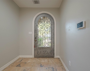 2721 Austin Street - Photo Thumbnail 1