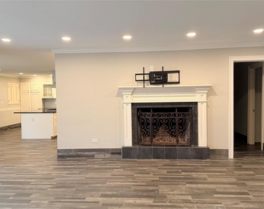 3310 N Braeswood Boulevard - Photo Thumbnail 1