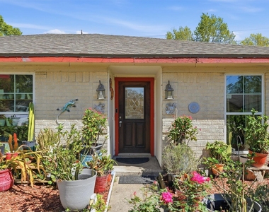 6203 Sunnygate Drive - Photo Thumbnail 2