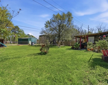 6203 Sunnygate Drive - Photo Thumbnail 10