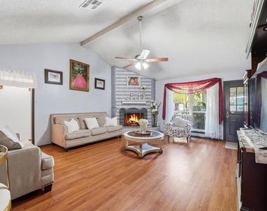 6203 Sunnygate Drive - Photo Thumbnail 18