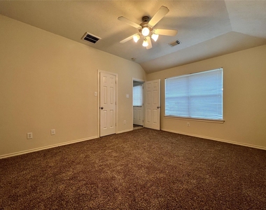 21810 Dimmett Way - Photo Thumbnail 8