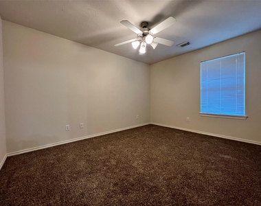 21810 Dimmett Way - Photo Thumbnail 14