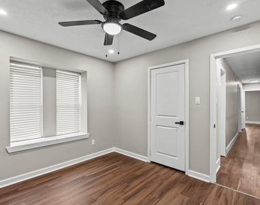 1107 Londonderry Avenue - Photo Thumbnail 21