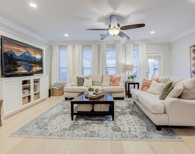 5231 Inker Street - Photo Thumbnail 7