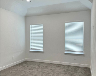 7710 Darnay Drive - Photo Thumbnail 19