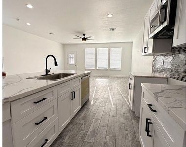 7710 Darnay Drive - Photo Thumbnail 10