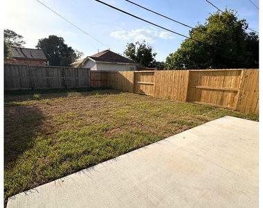 7710 Darnay Drive - Photo Thumbnail 37