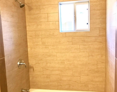 1704 Sam Wilson Street - Photo Thumbnail 3