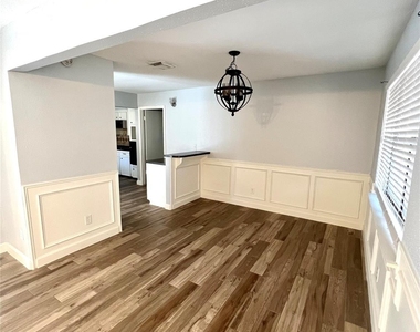 2719 Tinechester Drive - Photo Thumbnail 9