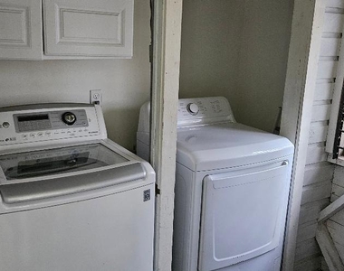 932 Walling St Street - Photo Thumbnail 3