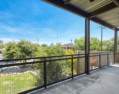 831 S Flores Street - Photo Thumbnail 11