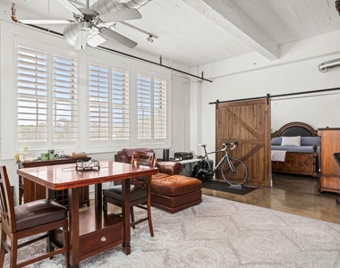 831 S Flores Street - Photo Thumbnail 6