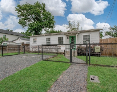 4706 Fisk Street - Photo Thumbnail 9