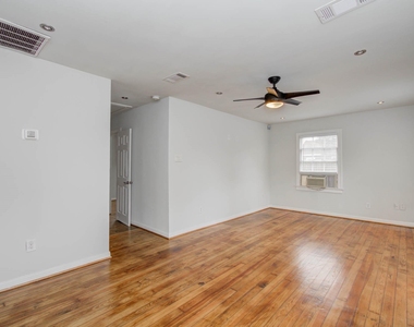4706 Fisk Street - Photo Thumbnail 13