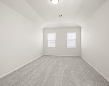 15114 Cave Creek Drive - Photo Thumbnail 12