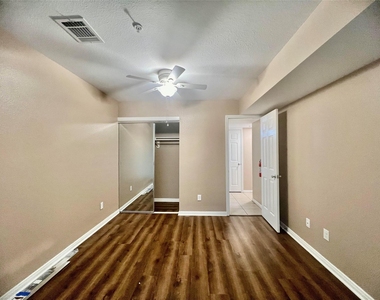 2611 Grants Lake Boulevard - Photo Thumbnail 5