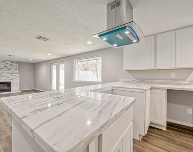 4418 Knotty Oaks Trail - Photo Thumbnail 19