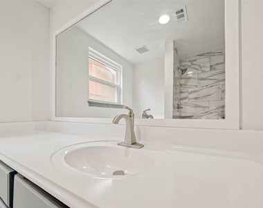 4418 Knotty Oaks Trail - Photo Thumbnail 40