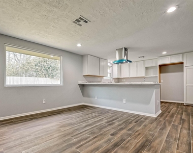 4418 Knotty Oaks Trail - Photo Thumbnail 17