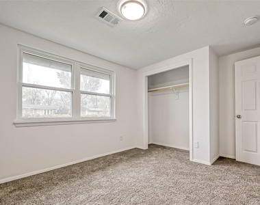 4418 Knotty Oaks Trail - Photo Thumbnail 37